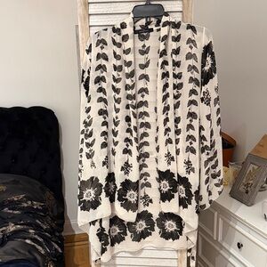 Black & White Floral Kimono Cardigan